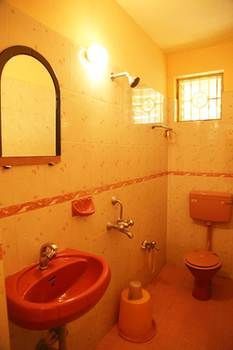 Sea View Resort Morjim Exterior photo